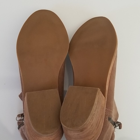 Steve Madden Booties size 7.5 - Picture 3 of 5